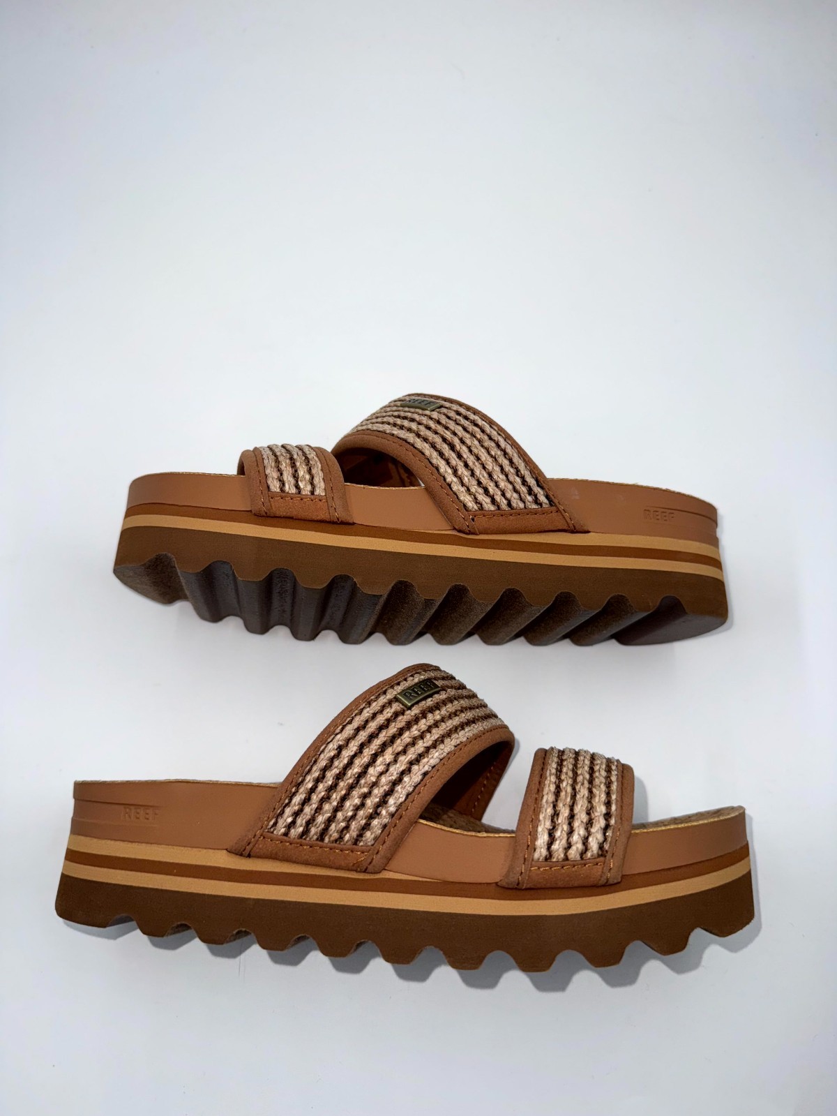 Reef Cushion Vista Hi Women’s Slide Brown Raffia Wedge Slip On Sandals CJ5937
