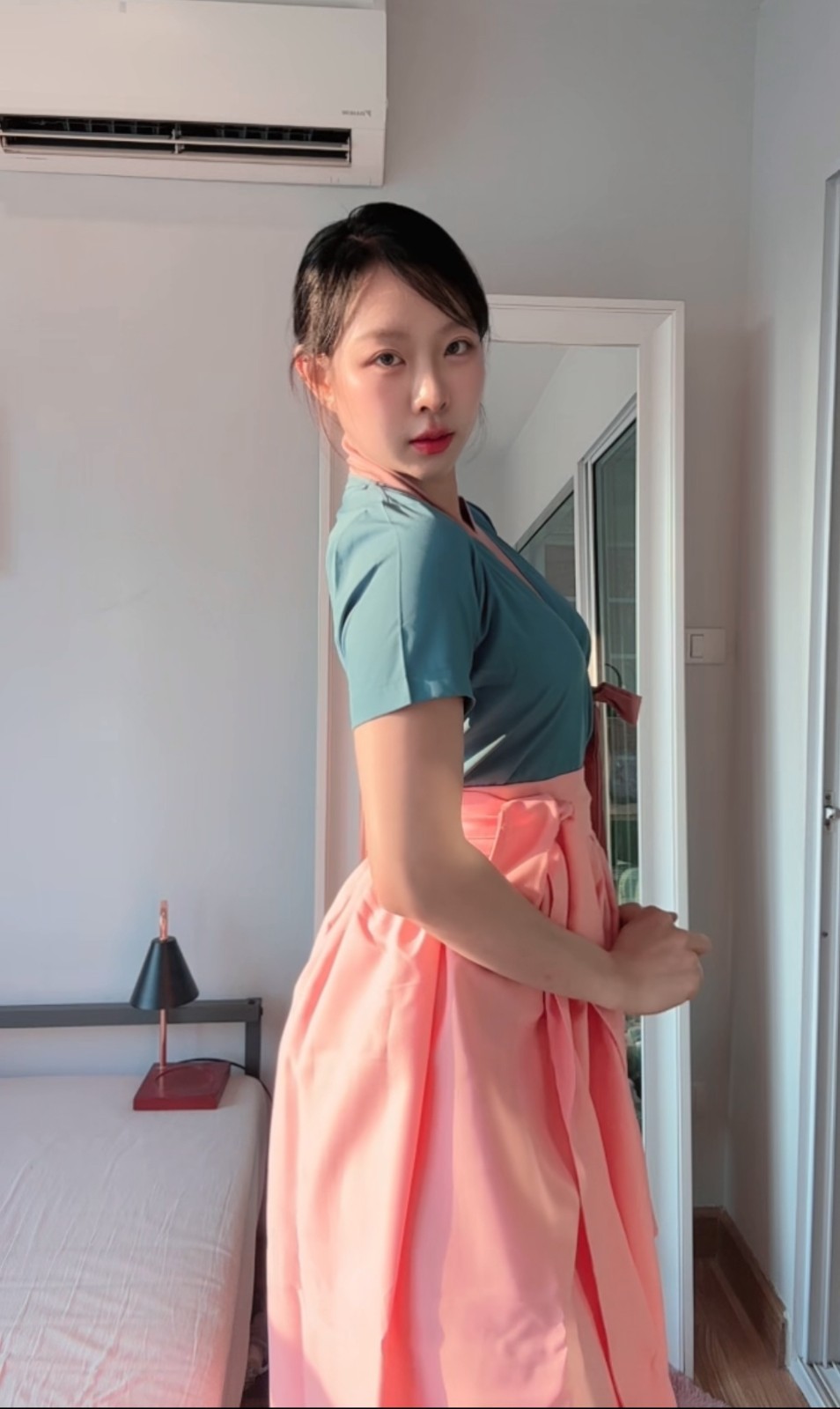 Modern Hanbok Set (Shirt+Skirt+Tassel) Minimal Timeless Design 생활한복 Boraunnii