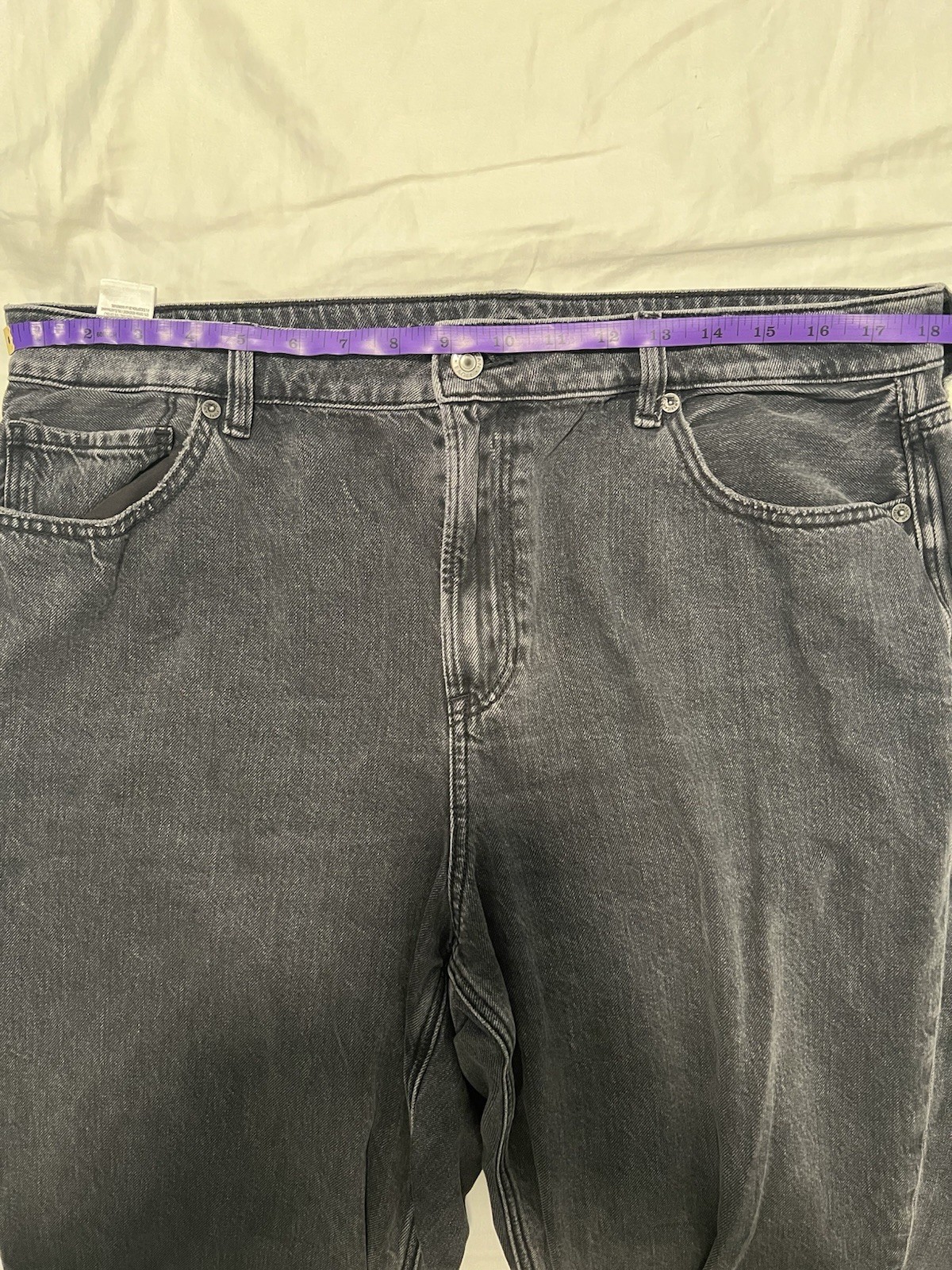American Eagle Mom Jeans Women’s Size 16 Short Strigid Black