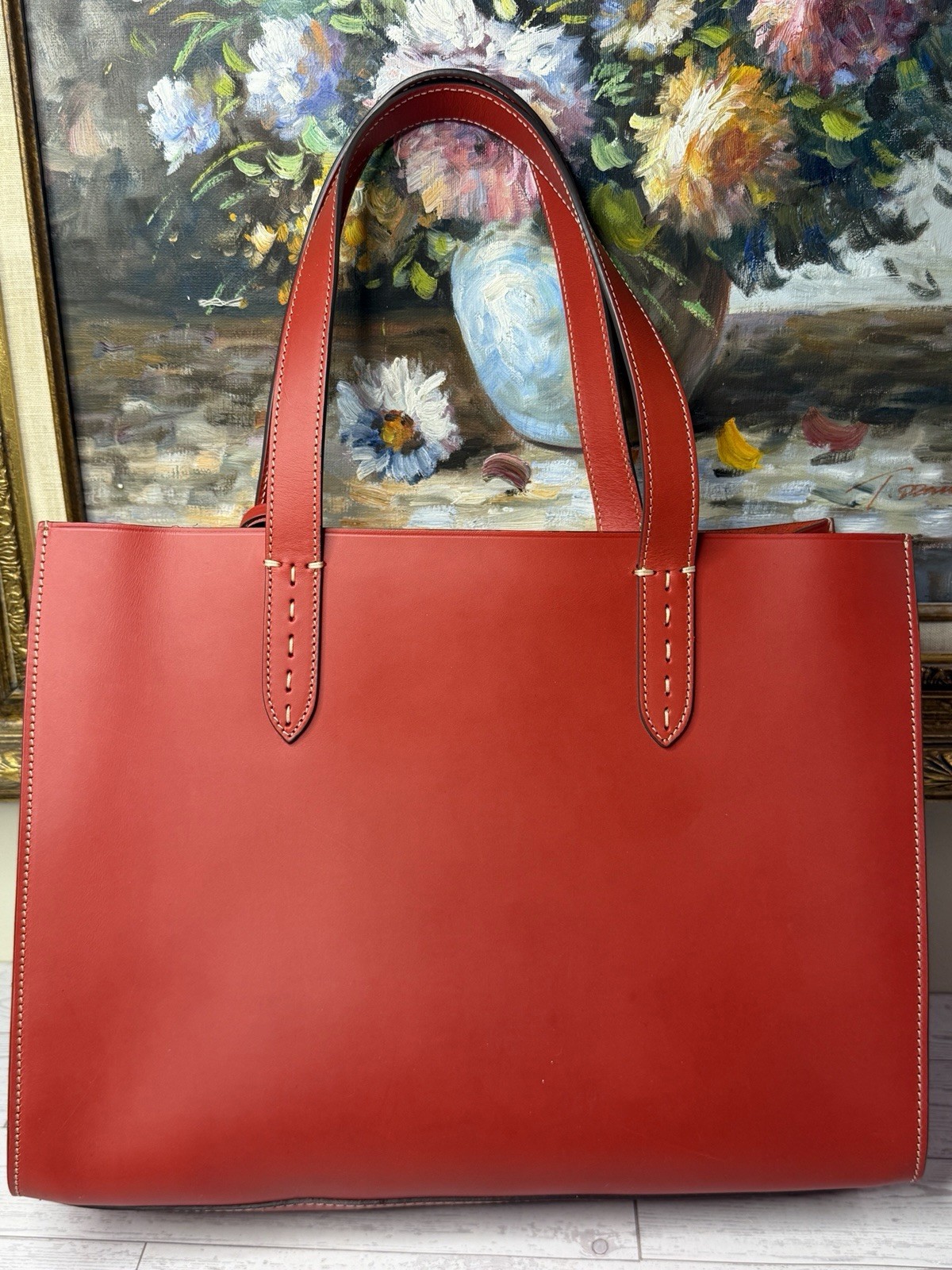 Dooney & Bourke Alto Tote – Red. Rare Find. New without tags. Pet/Smoke Free