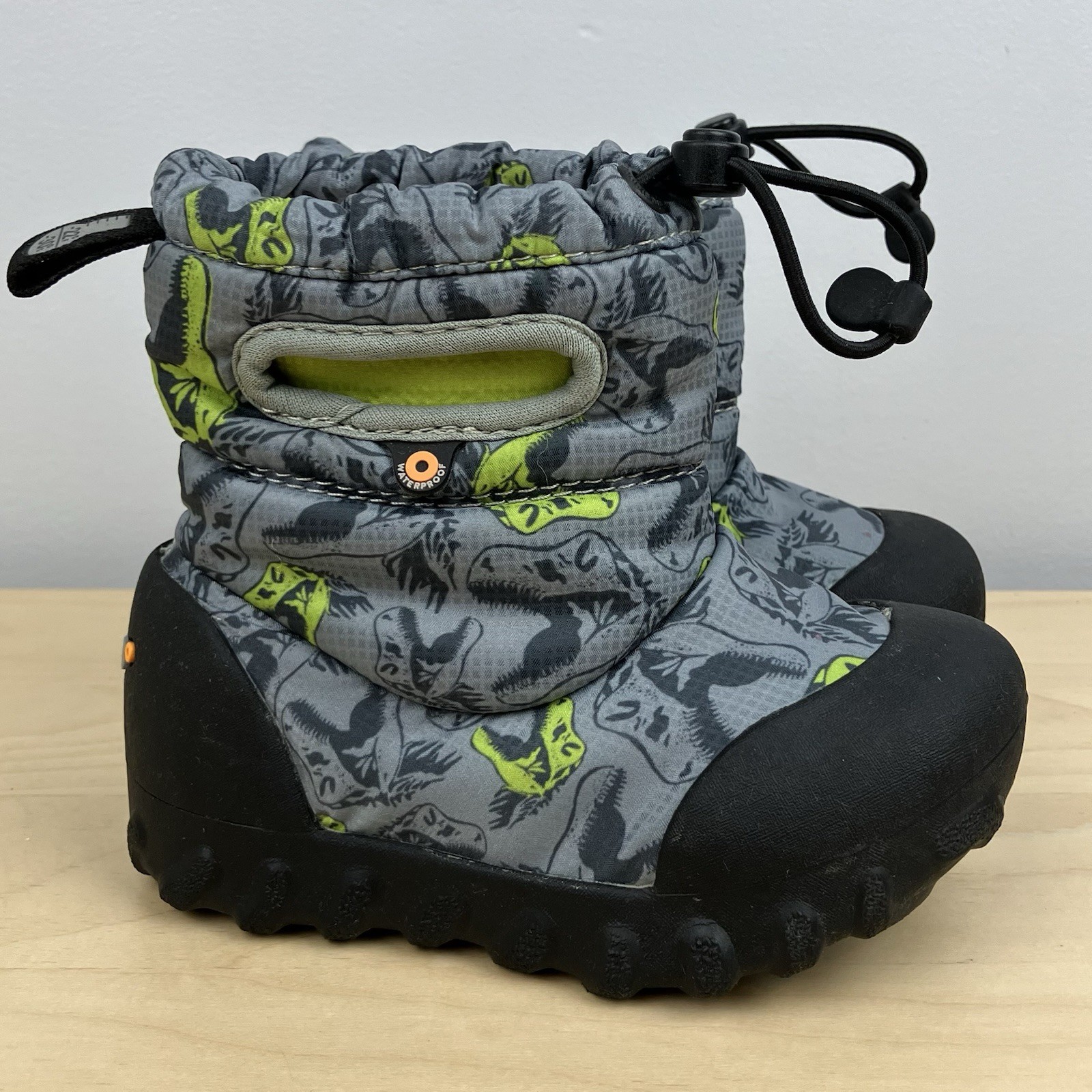 Bogs Infant Kids Size 8.0 Bmoc Dino Snow Winter Boots Lined Waterproof Gray