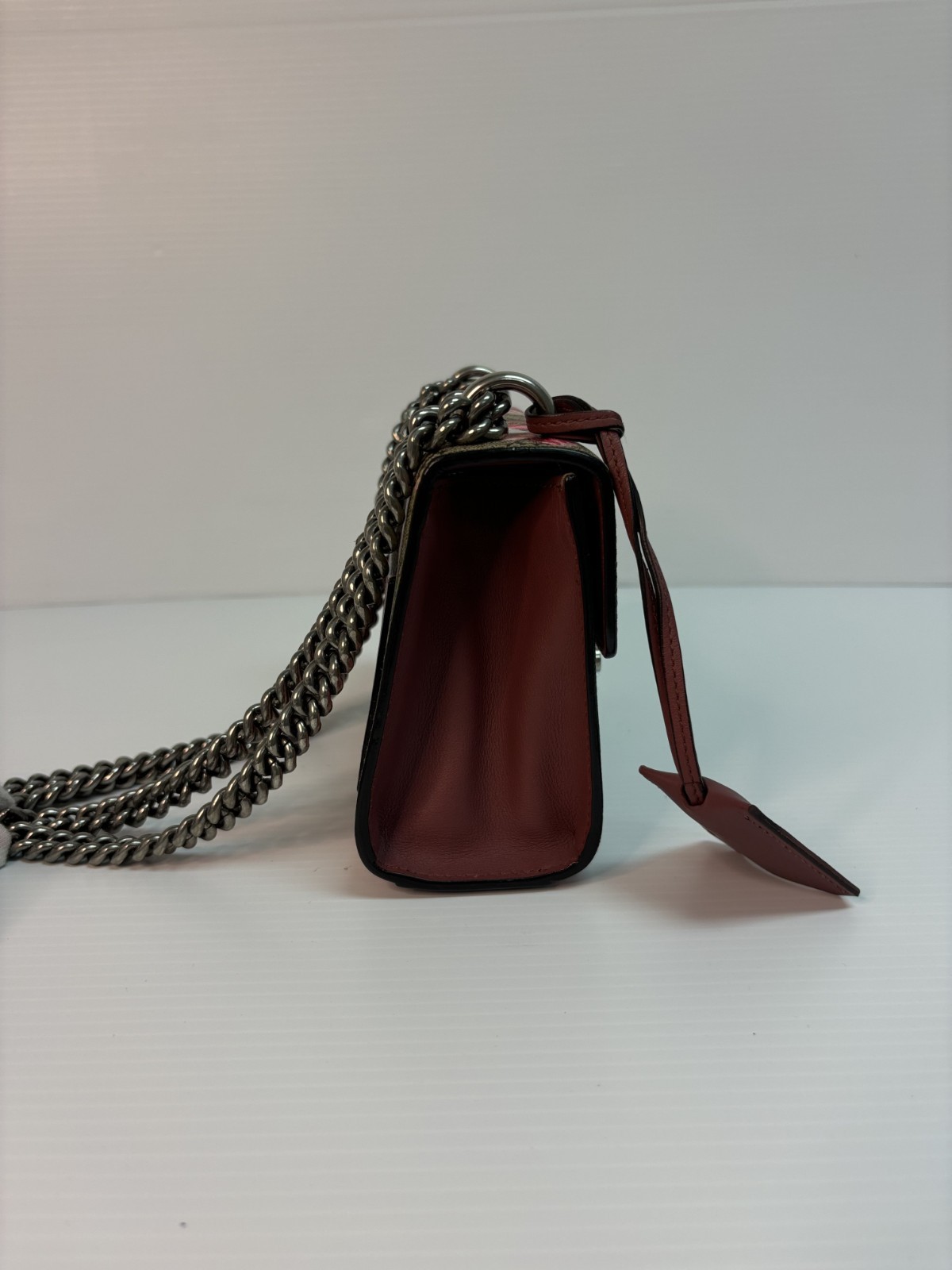 100% Authentic Gucci GG Supreme Blooms Padlock Small Shoulder Bag