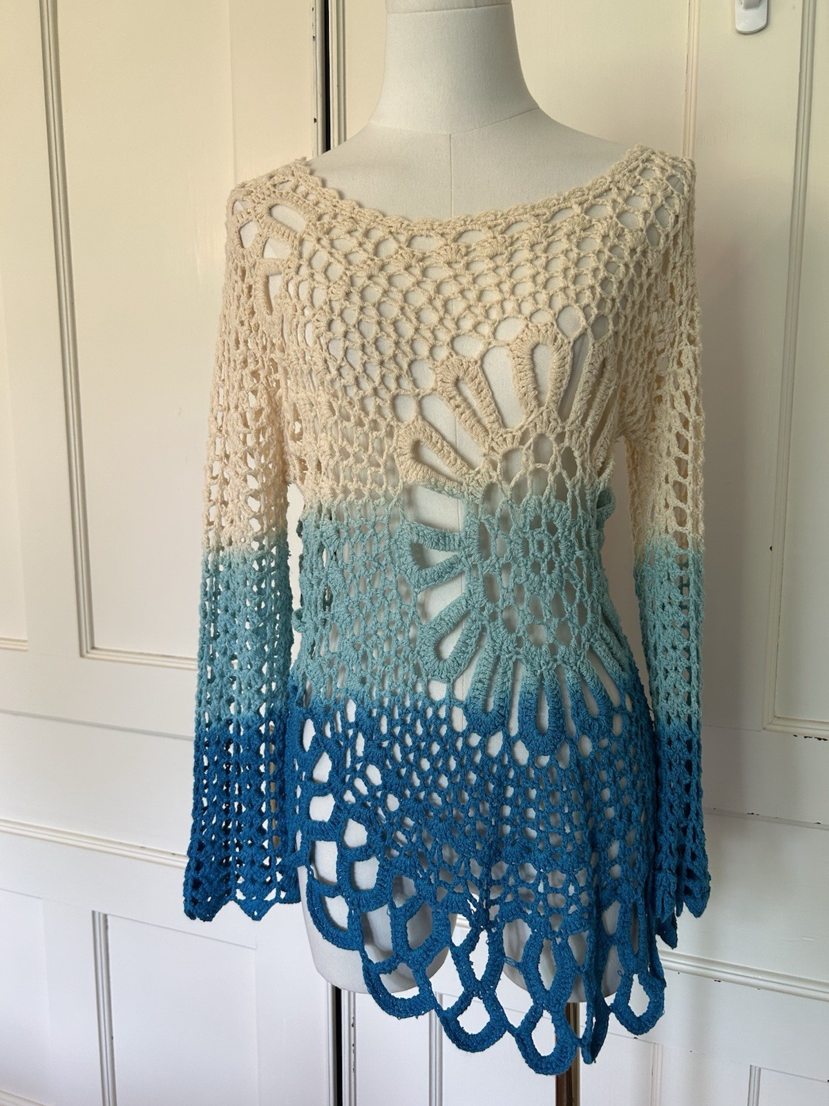 Boston Proper Ombre Crochet Boho Open Knit Sweater Womens Size Med Blue Beach