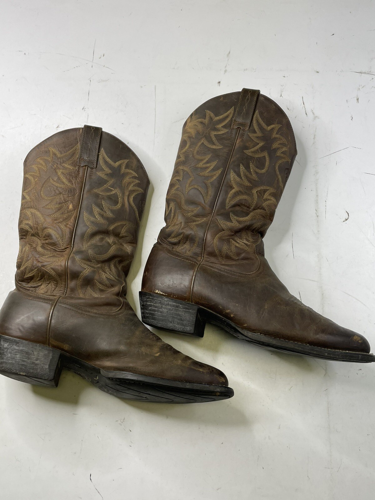 Ariat Mens Western Cowboy Boot Size 10 EE Brown Style 10002294(34725) Wide