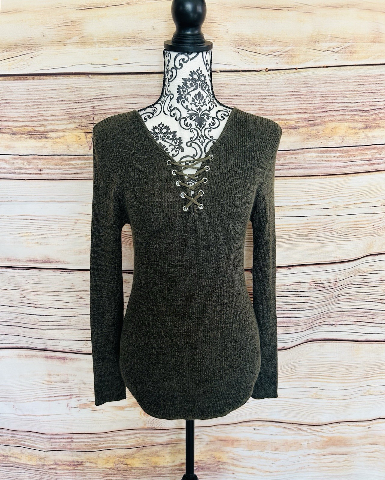 No Boundaries Juniors Green Olive Marl Lace Up Neck Long Sleeve Ribbed Sweater
