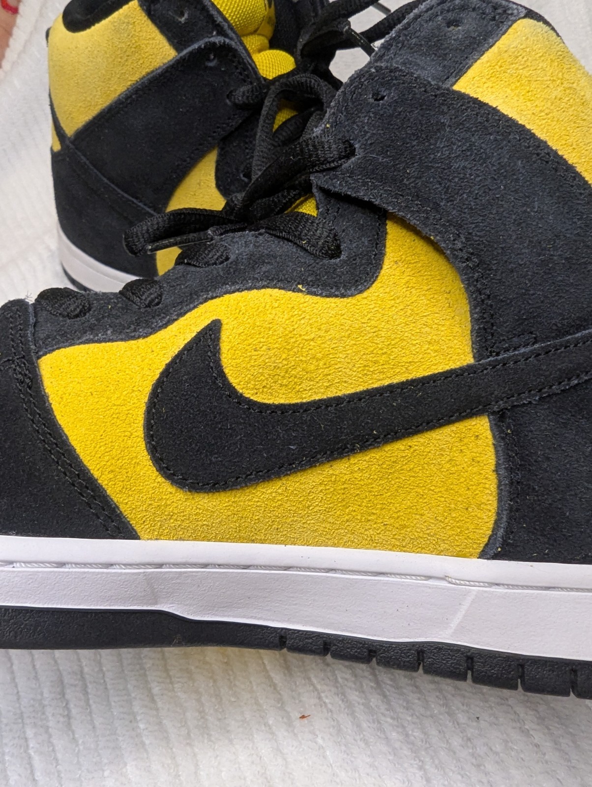Nike SB Dunk High reverse goldenrod Size men’s 11.5