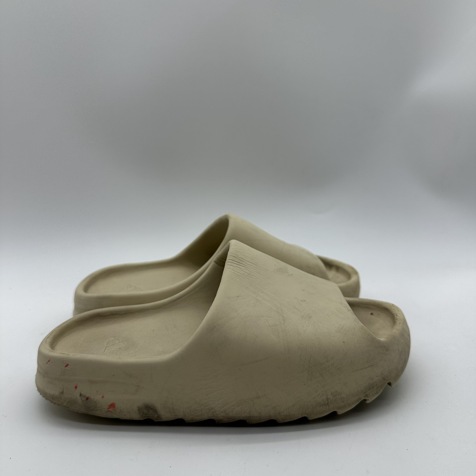 adidas Yeezy Summer Slides Men’s ‘Bone Restock’ Sneakers US Size 4