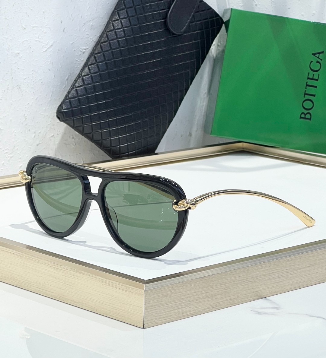 Bottega Veneta BV1418S Sunglasses SIZE：58口15-145