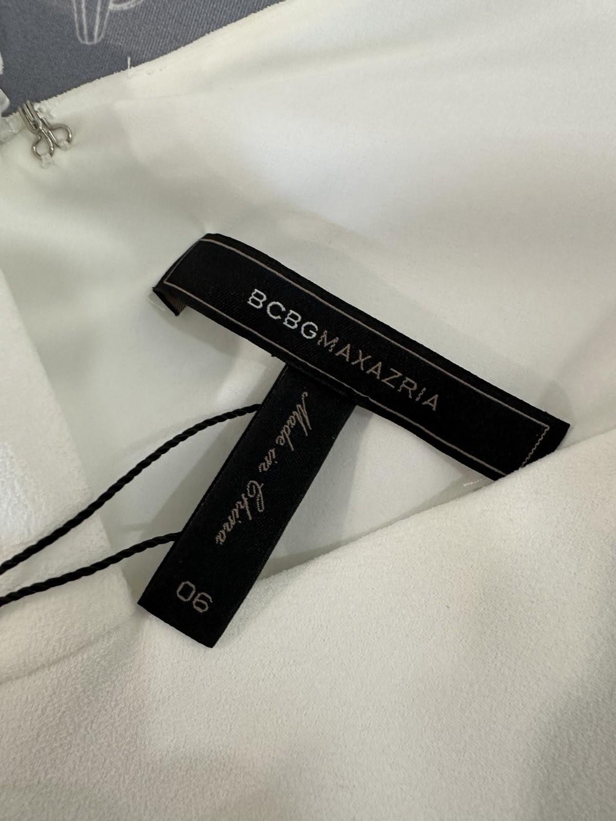 BCBGMAXAZRIA Off White V-Neck Sleeveless Hi-Low Maxi Dress Chiffon 6