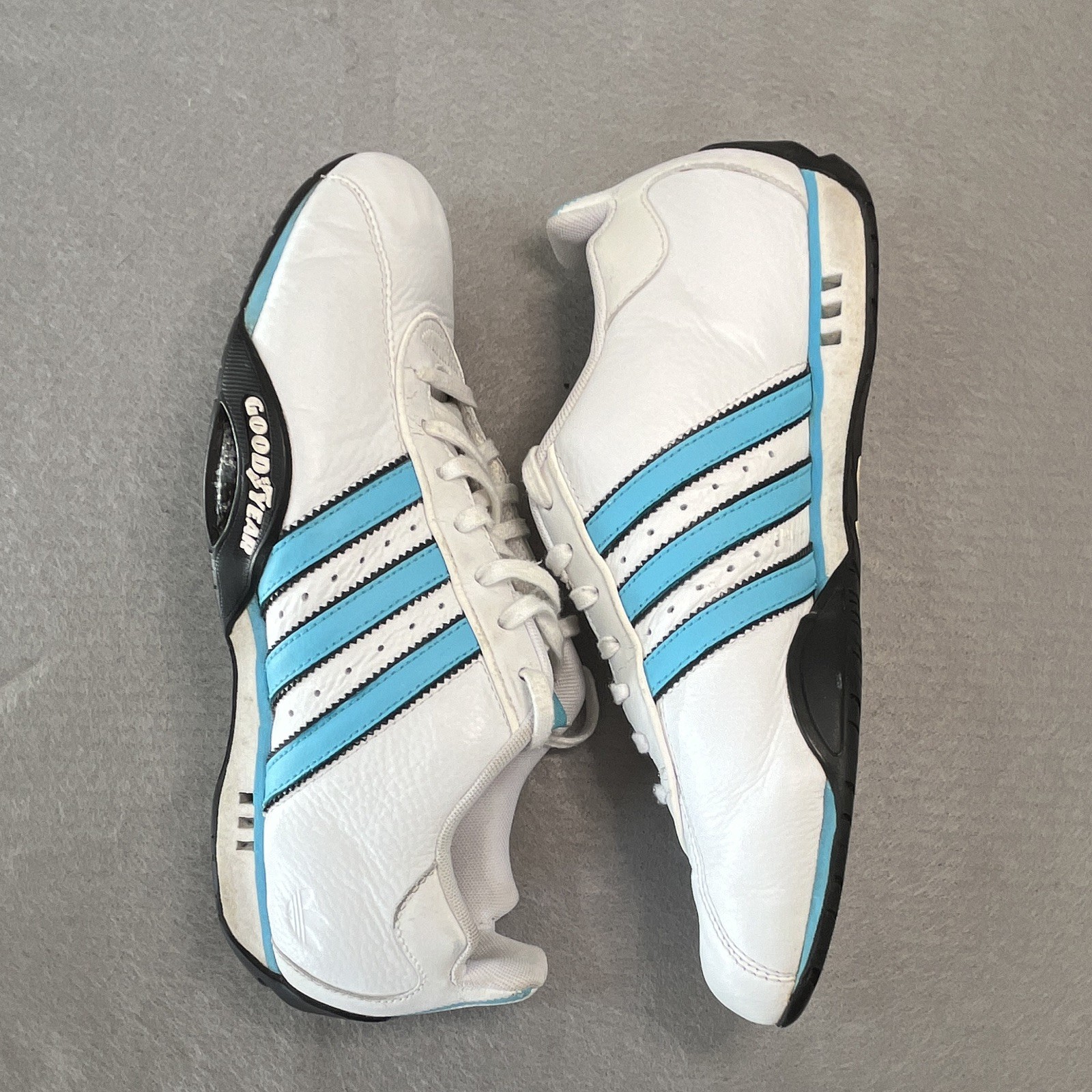 2006 adidas Team Goodyear Men’s Adiracer Low Leather Sneakers White/Blue/Black