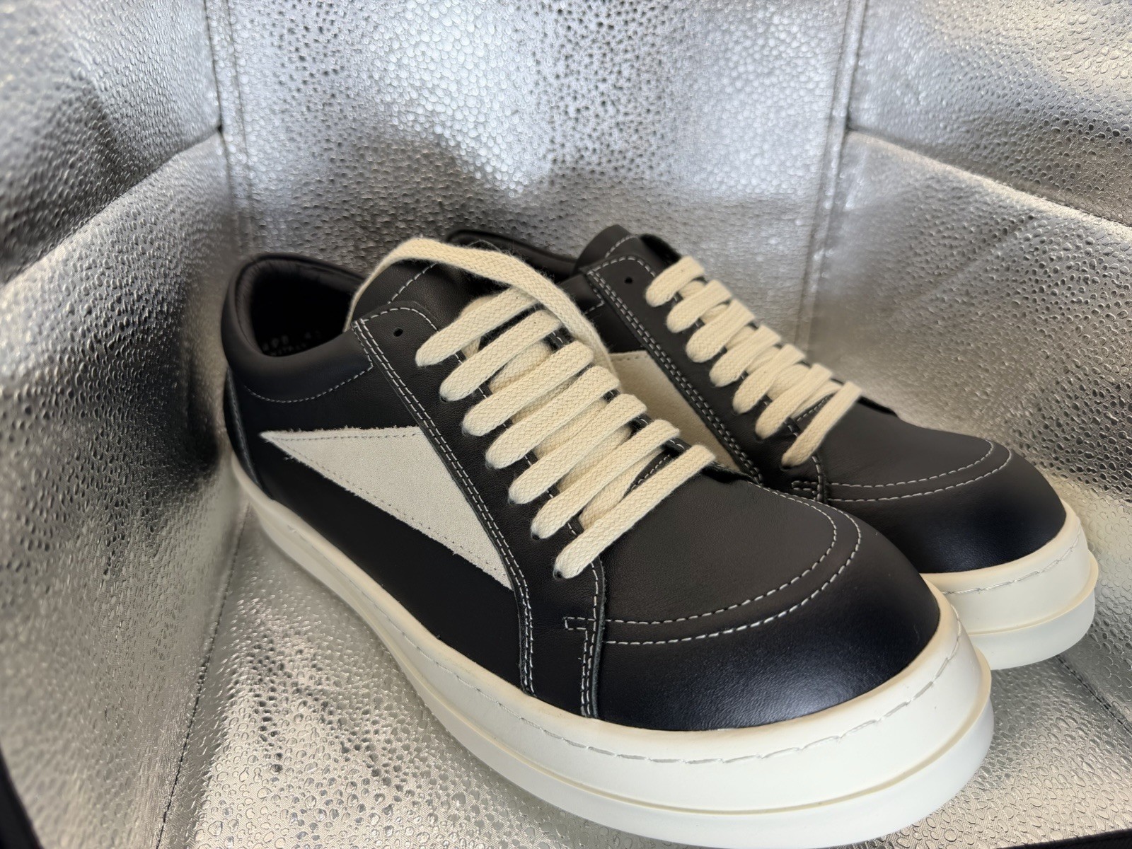 Rick Owens Men’s Black/White Suede Lace-Up Sneakers EU 43 US 9.5