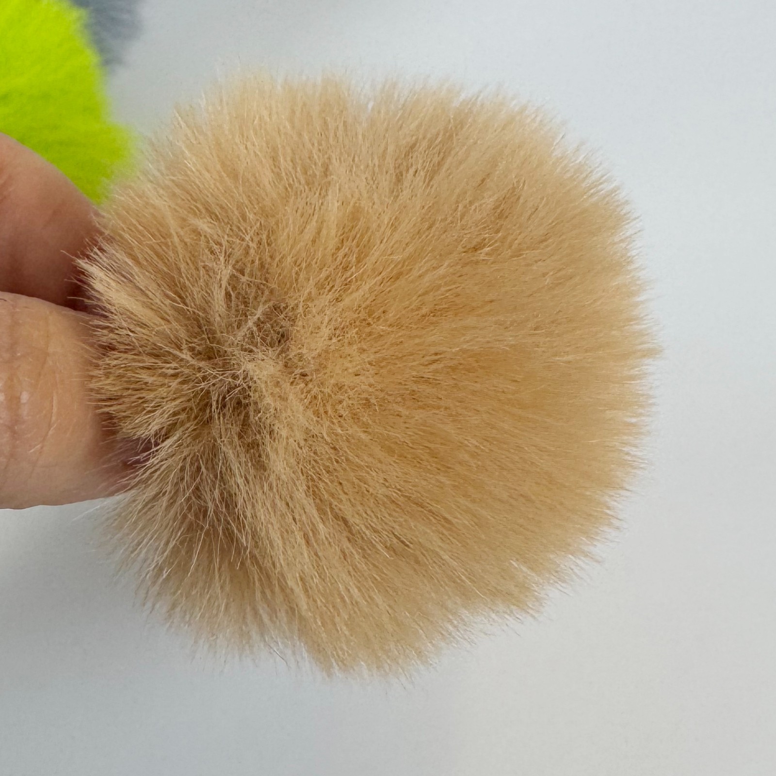 100pcs 6cm Faux Fur Pom Pom Balls with Elastic Loop DIY Keychain Bag Charm Craft
