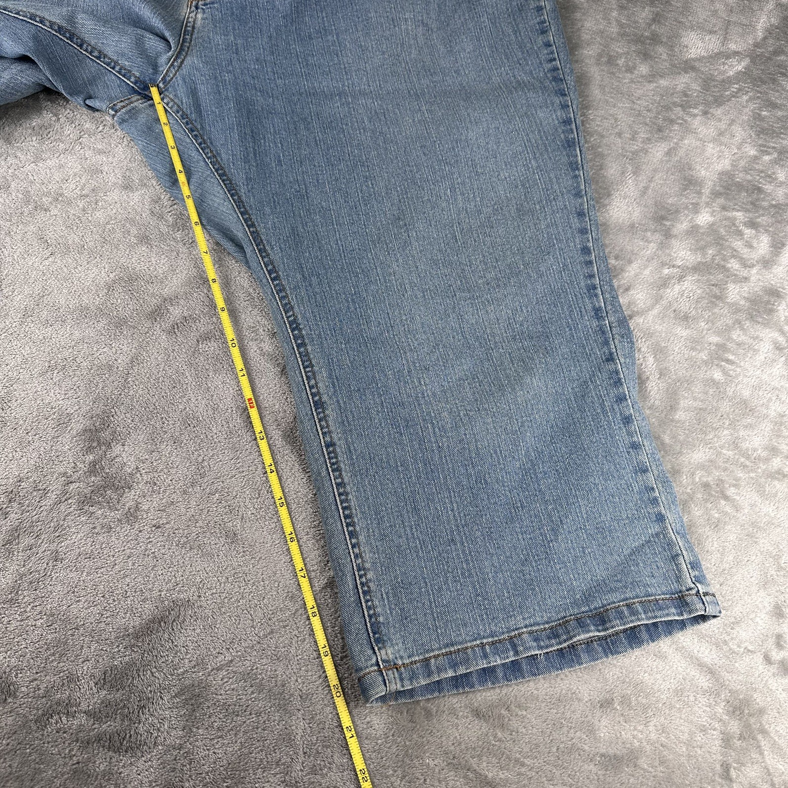 Vintage Apple Bottom Capri Jeans Women’s 21/22 Embroidered 90s Y2K Picked Fresh
