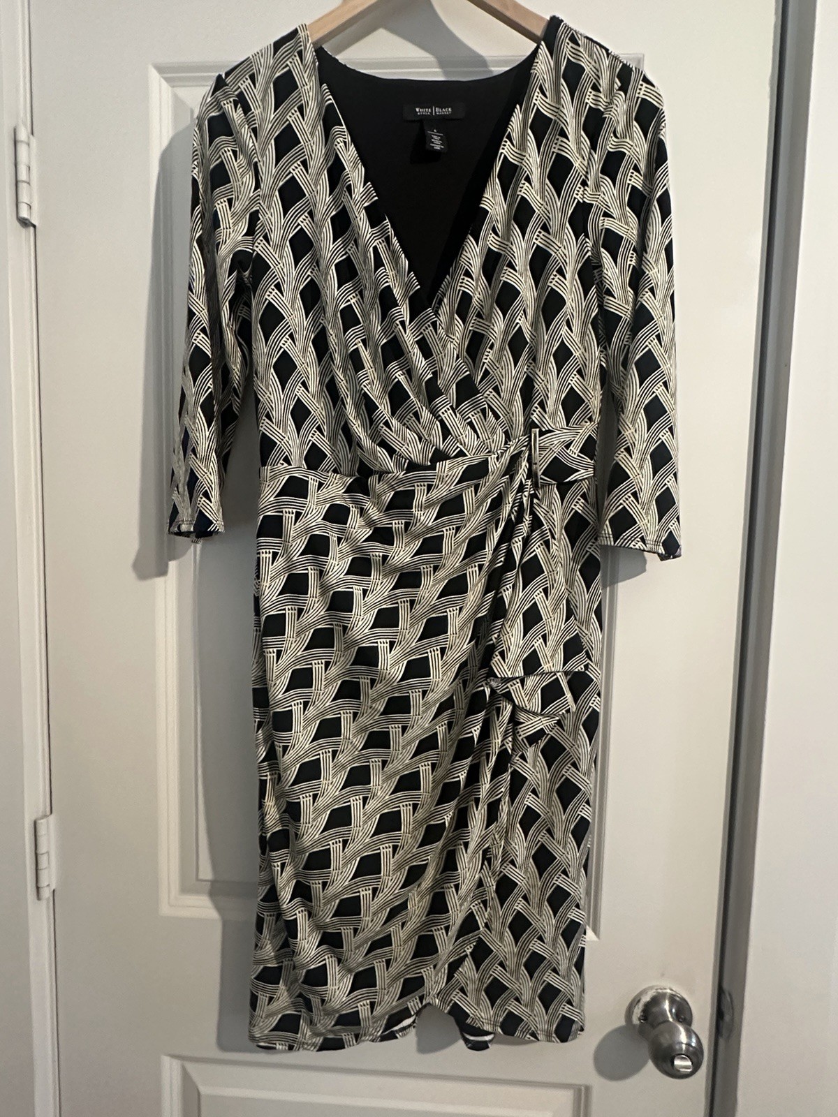 White House Black Market WHBM Geometric Print 3/4 Sleeve Faux Wrap Dress Sz 0