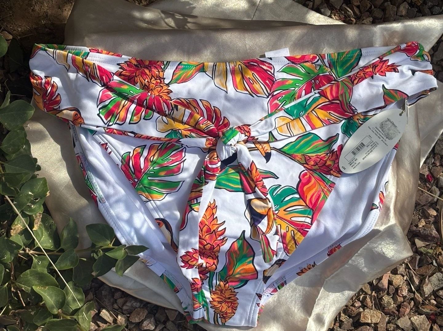 Mynah Swimwear Women’s High Rise Bikini Swim Bottoms Plus Size 20W Tropical