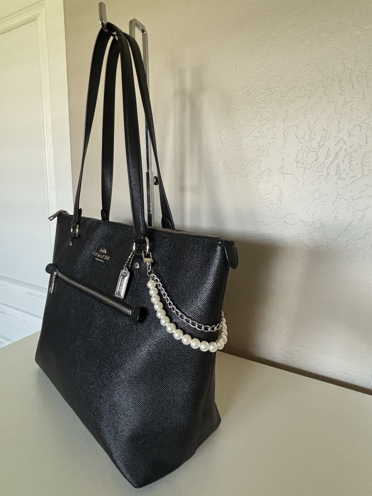 Coach Gallery Zip City Tote Bag Leather F79608 Black Silver