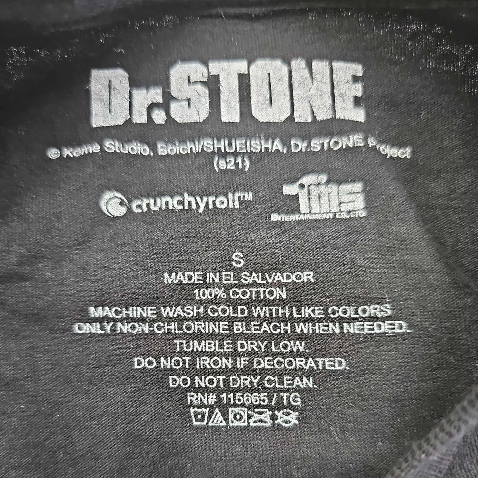 Dr.Stone Adult T-Shirt – Senku Ishigami Hoilding Beaker