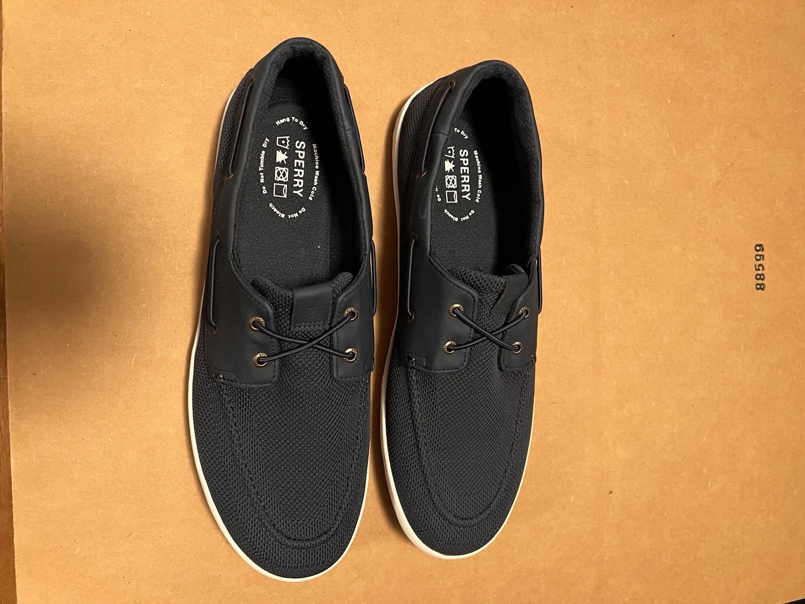 Men’s Casual Shoes Size 13