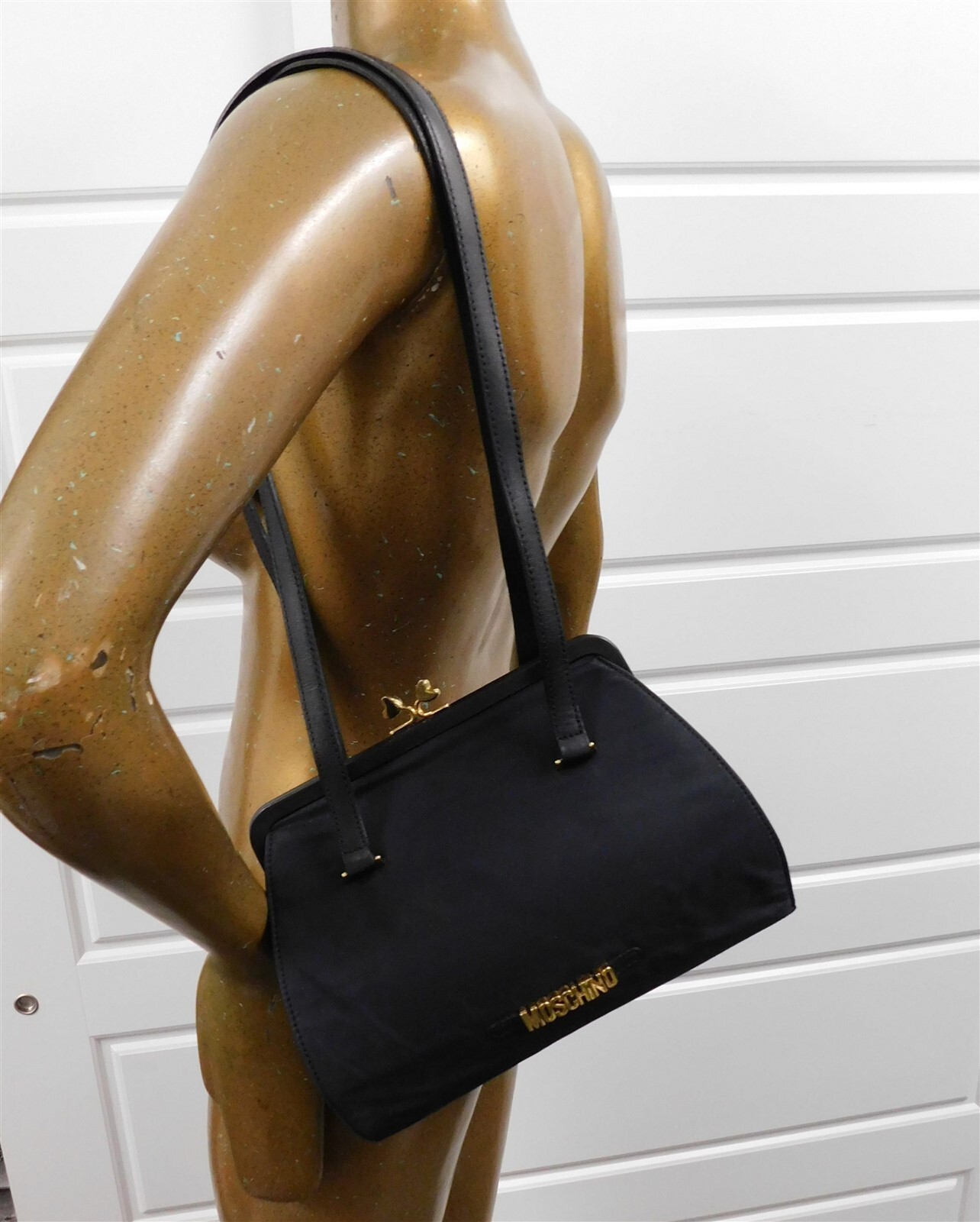 Moschino Redwall Italy Vintage Black Nylon Leather Shoulder Bag