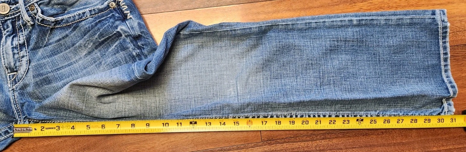 BKE Aiden Bootcut Jeans 30×31 Light Wash Thick Stitch Flap Pockets Denim Buckle
