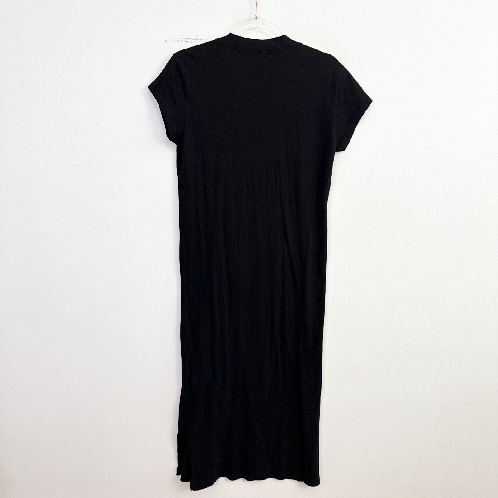 Perfectwhitetee Abbey V-Neck T-Shirt Midi Dress Black Size Small