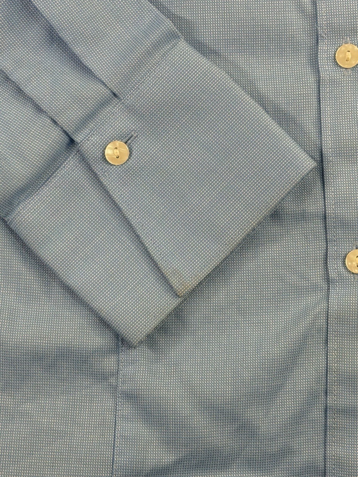Whataburger Uniform Shirt Women’s Medium Cutter & Buck Light Blue Button Up Top