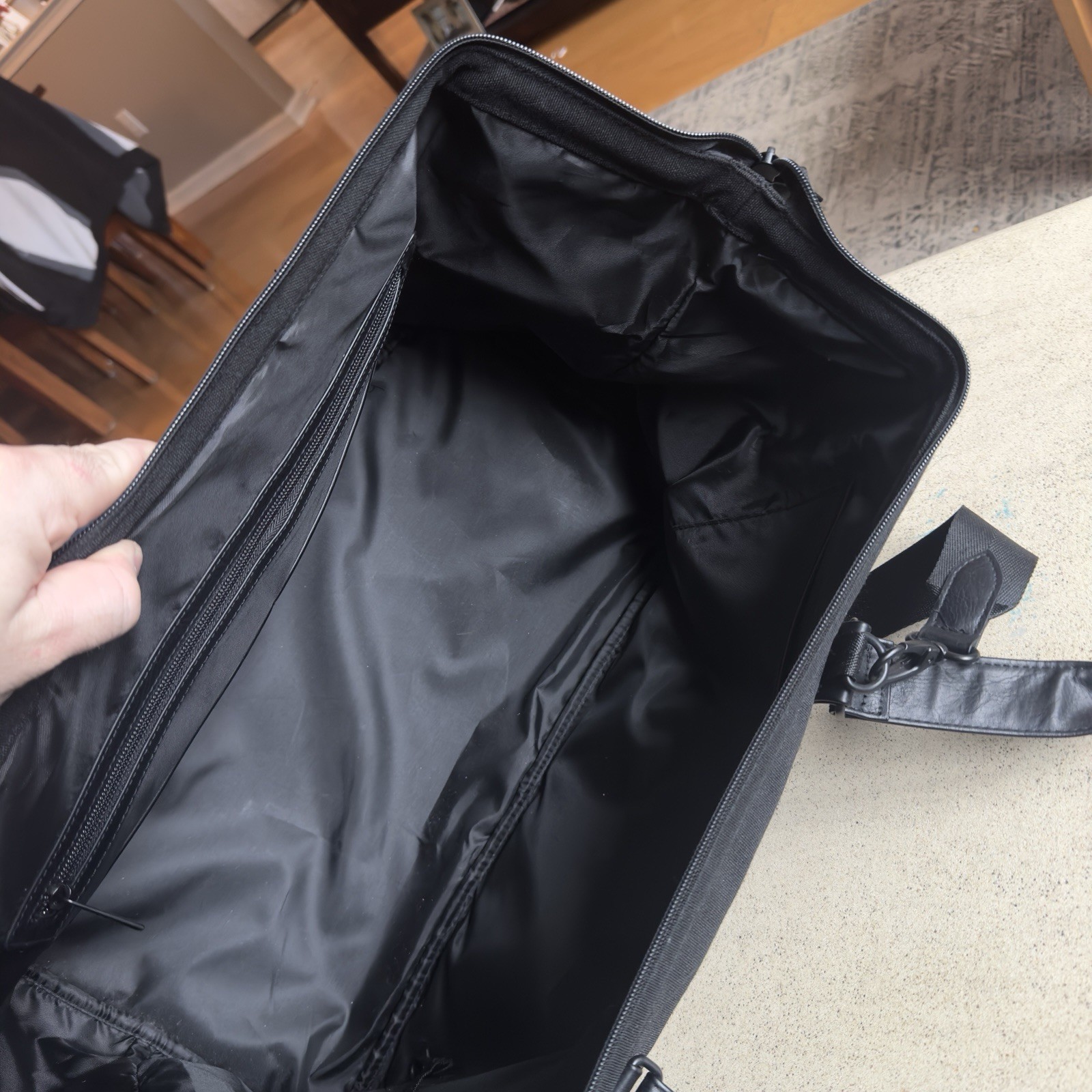 BEIS The Weekender Large Bag in Black FLAW-Missing Bottom Section 19x12x10