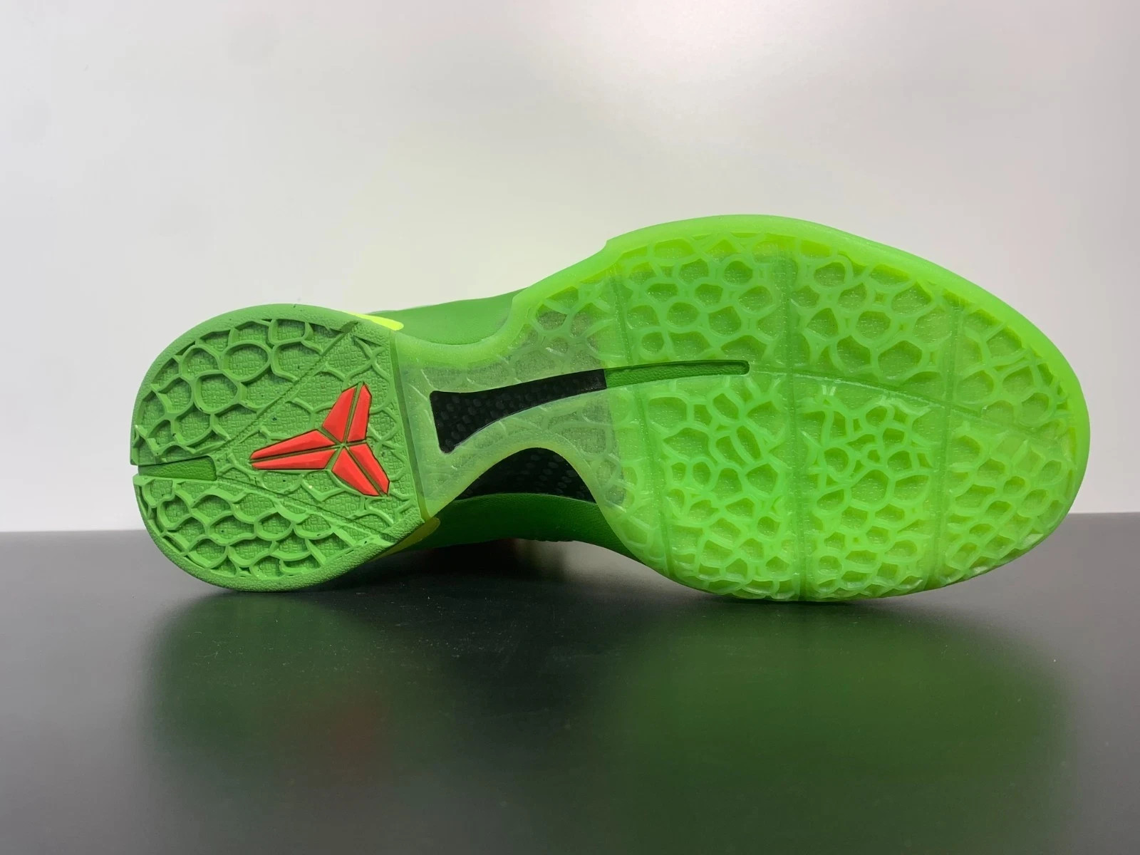 NEW Kobe 6 Protro Green Grinch Men’s CW2190-300 All Size US 7-12