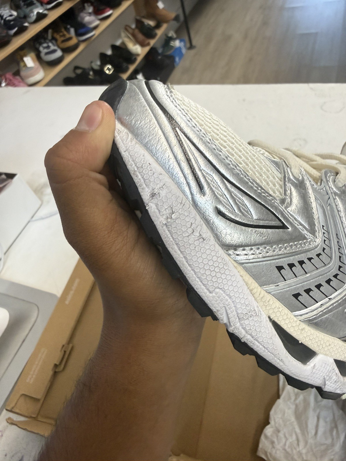 Asics Gel Kayano 14 Silver Cream-Very Clean-Size 11.5