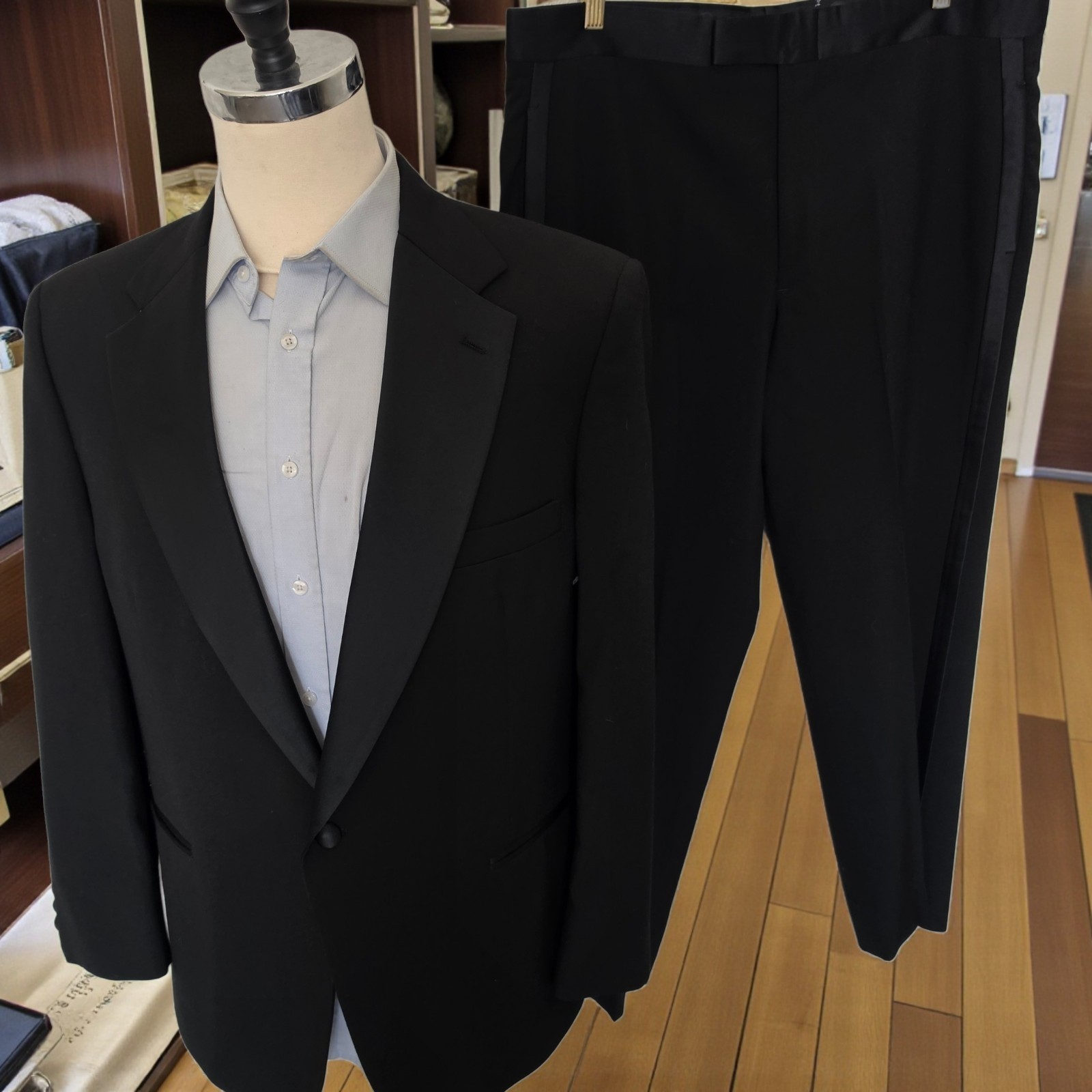 Vintage 1970s Tuxedo 44s 38×29 One Button Notch Lapel Bill Blass