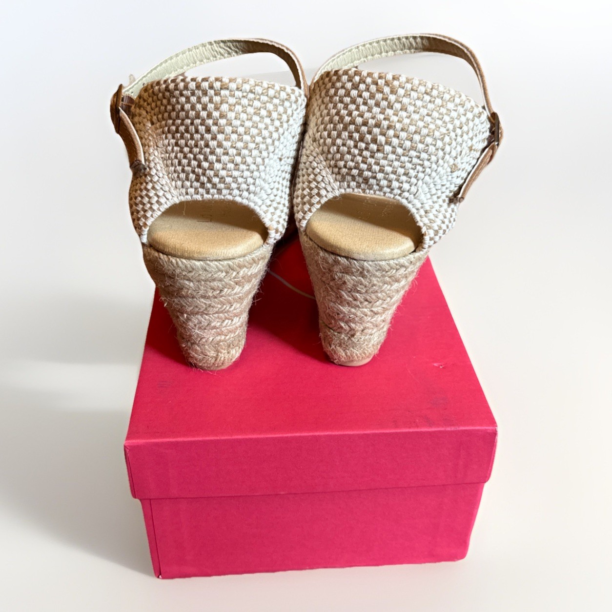 New La Vida Rosa Tan Beige Espadrille Wedge Heels Ankle Strap Sandals Shoes 9