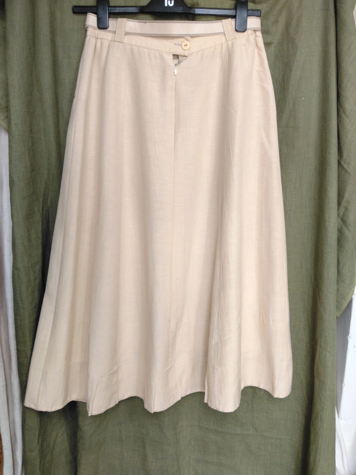Vintage 80’s Ravens Classic beige linen polyester mix A-line midi skirt size 16