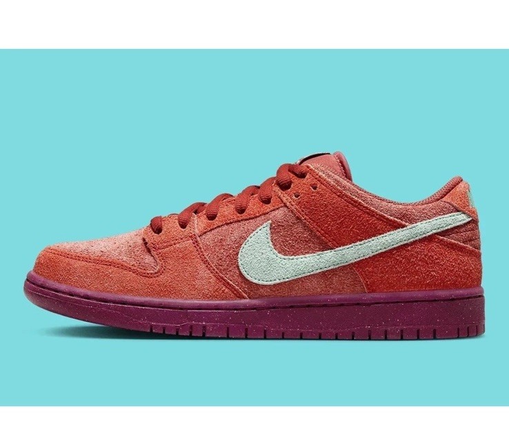 Nike SB Dunk Low ‘Mystic Red’ Emerald Rise DV5429-601 Men’s 6.5 Women’s 8