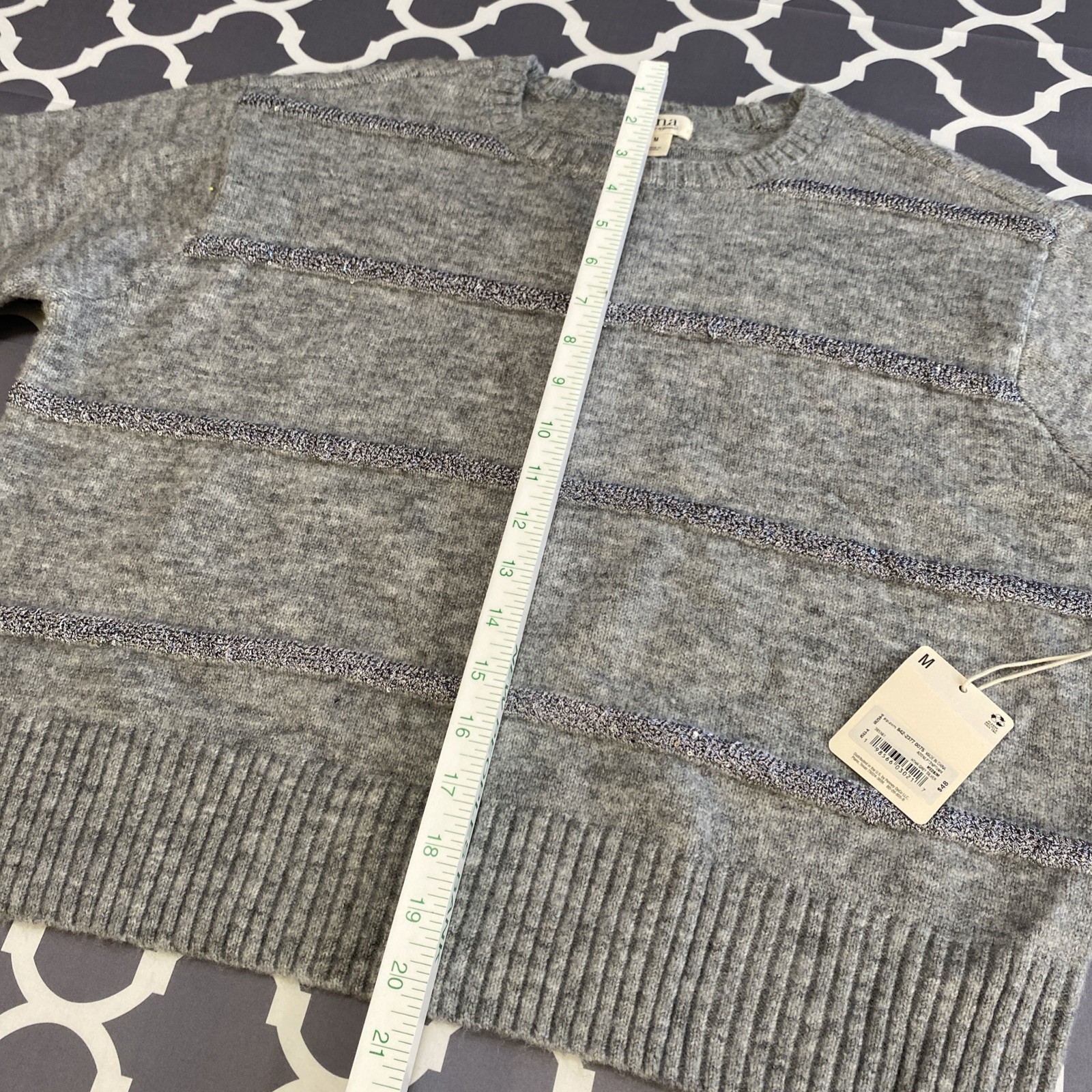 NWT Women’s a.n.a. Silver & Gray Sweater Size M