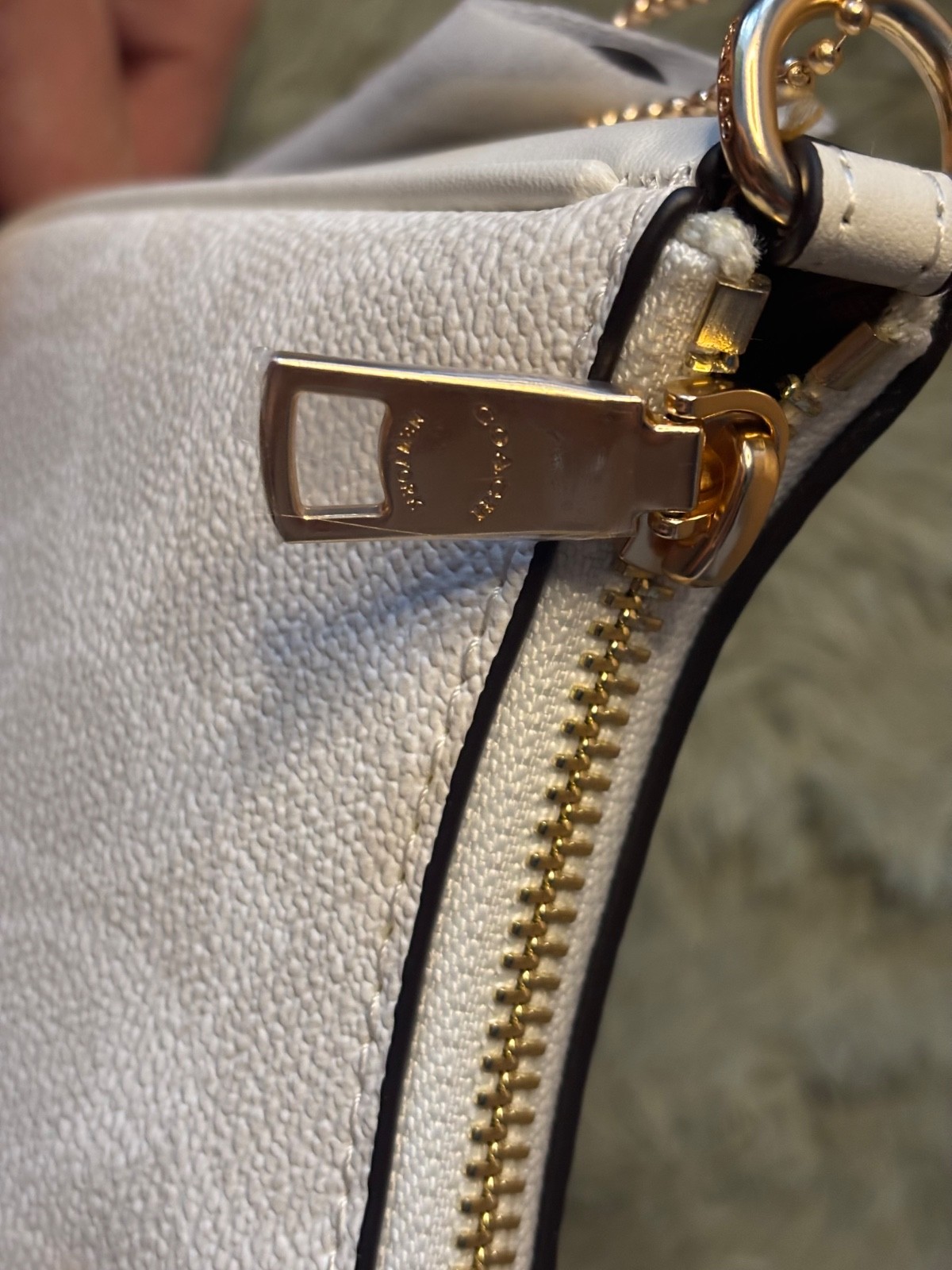 Coach Teri Shoulder Bag Signature Canvas