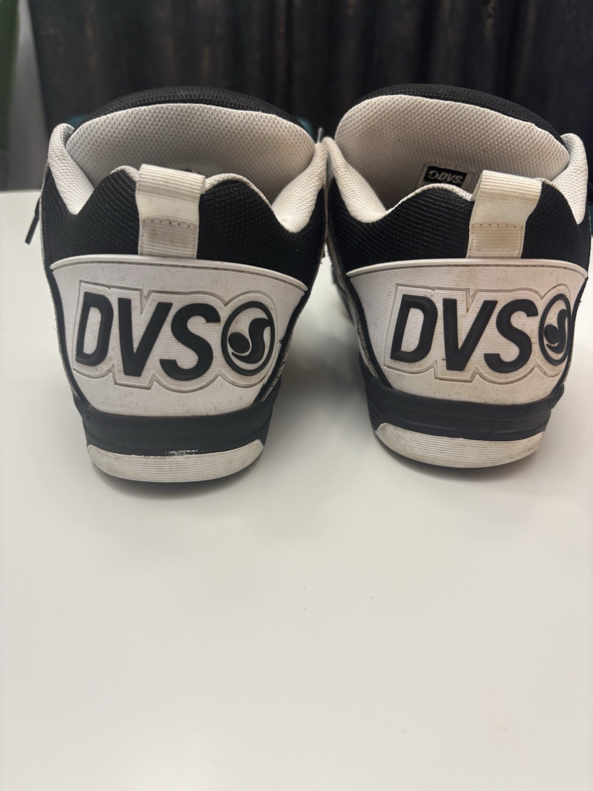 DVS Comanche Mens White Skate Shoe Size US 11.5
