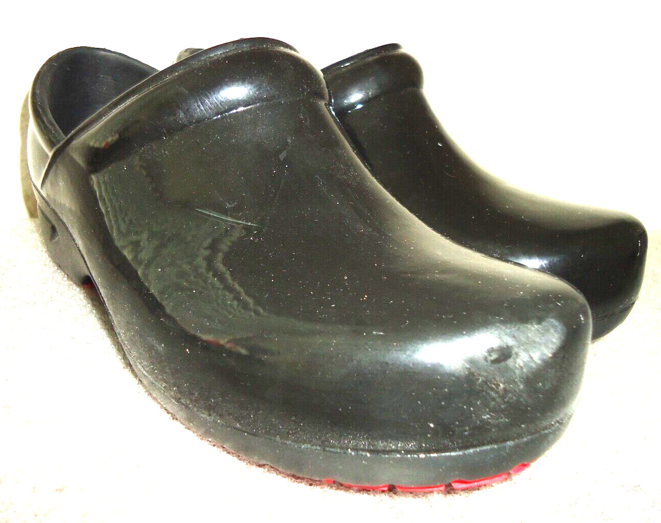 #3 Anywear Slip Resistant 7 Women / 5 Men Unisex Black/Red Patten Leather Clogs