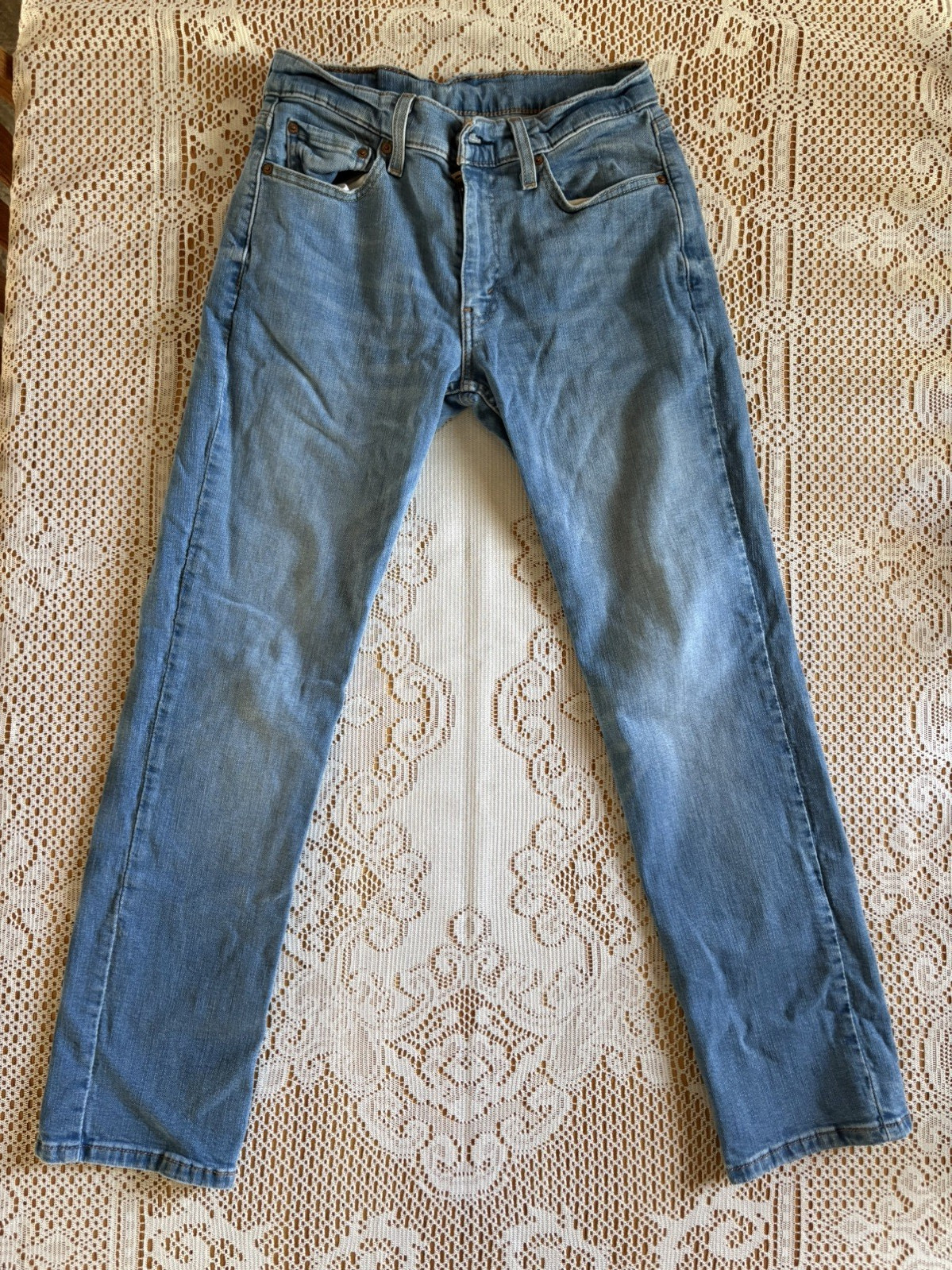 Levi’s Mens 514 Jeans Medium/Light Wash 29×30 Great Condition