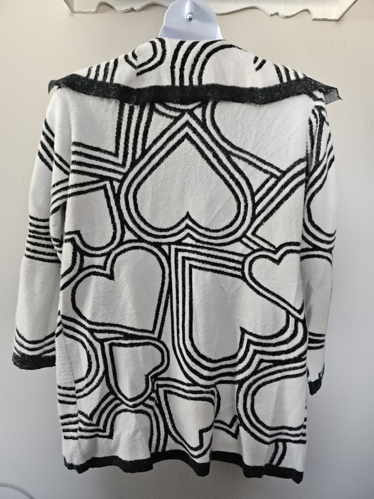 LOVE + LUXE Long Cardigan Black + White Fuzzy Eyelash Knit Women’s XL NWOT
