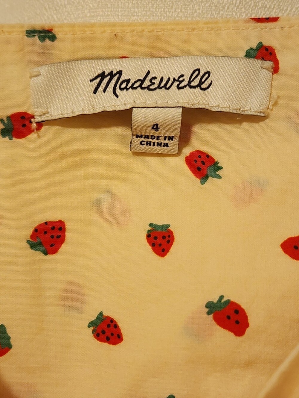Madewell Strawberry Print Tie Front Cami Tank Top Size 4 Cream Red Cottagecore