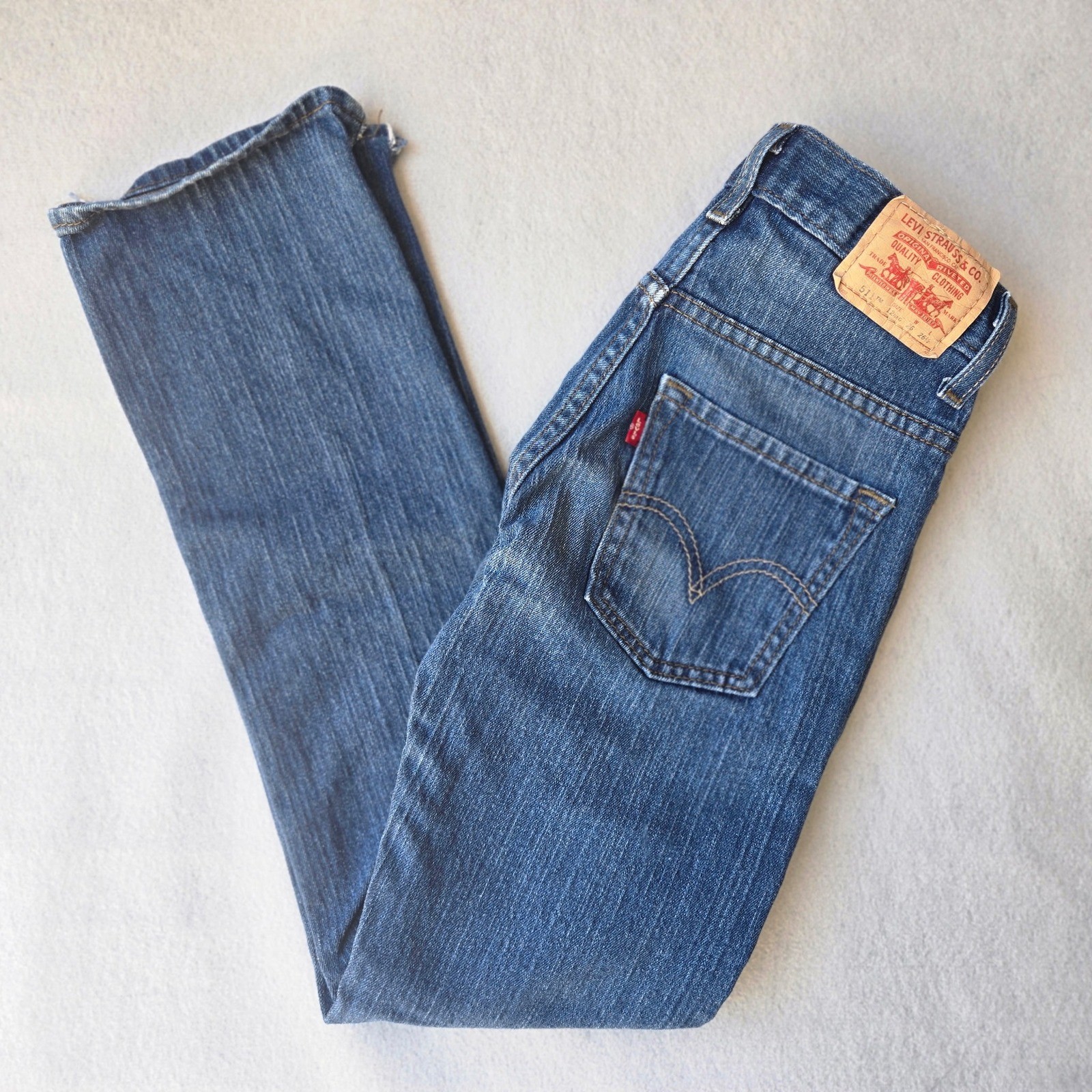 Levi Strauss & Co 511 Skinny Jeans Medium Wash Blue Denim Size 12 Reg 26×26.5