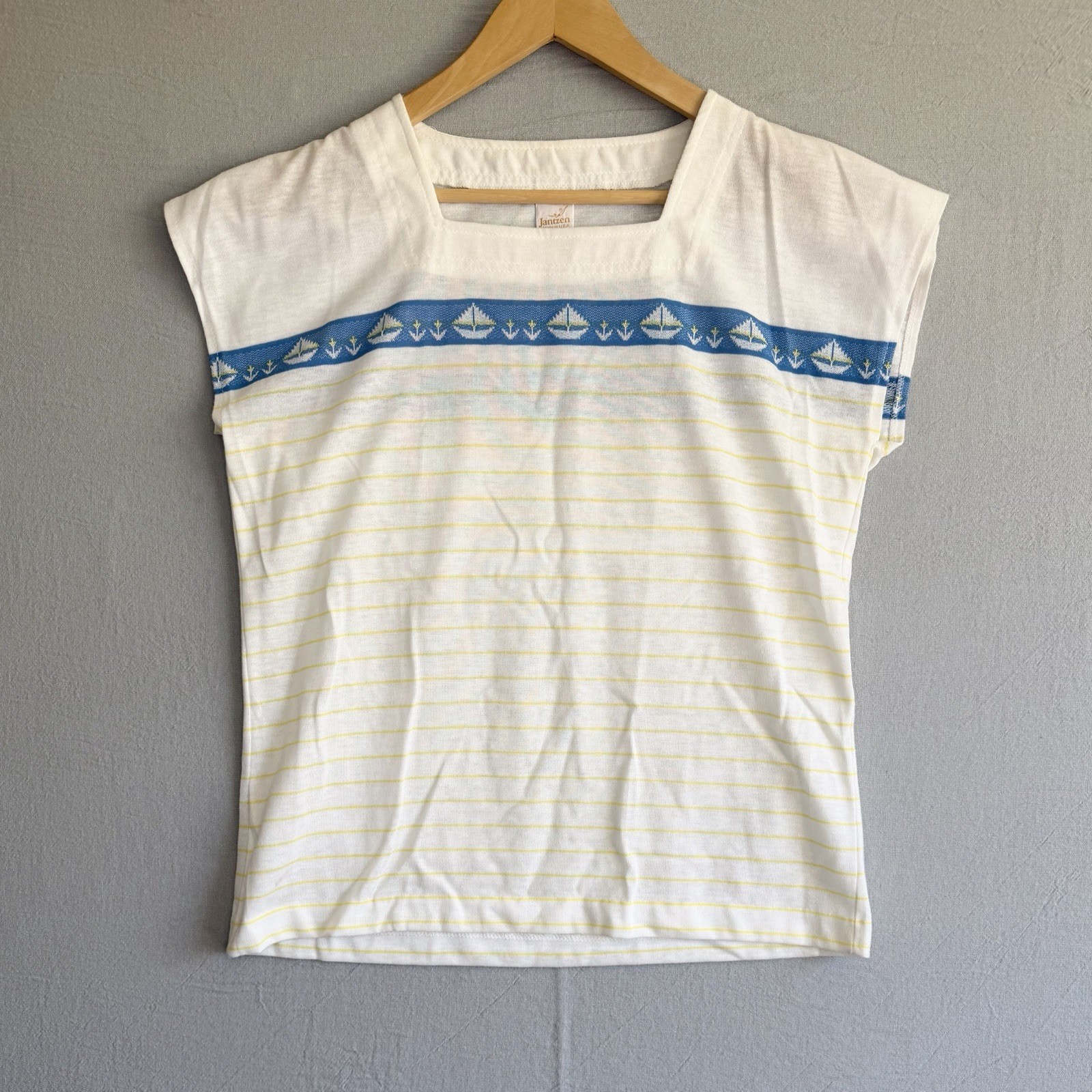 Jantzen Vintage Top Womens L Nautical Sailboats Striped 80s Knit Square Neck USA