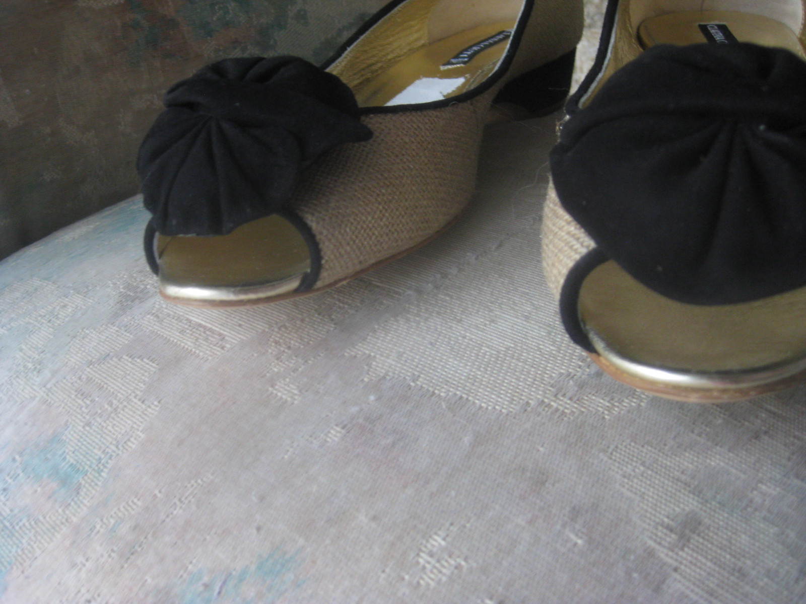 claudia ciuti shoes flats open toe new size 10.5 beige black