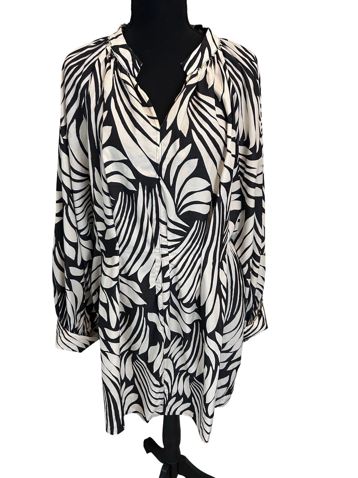 H&M Black White Leaf Print V-Neck Tie Neck Long Sleeve Tunic or Mini Dress M