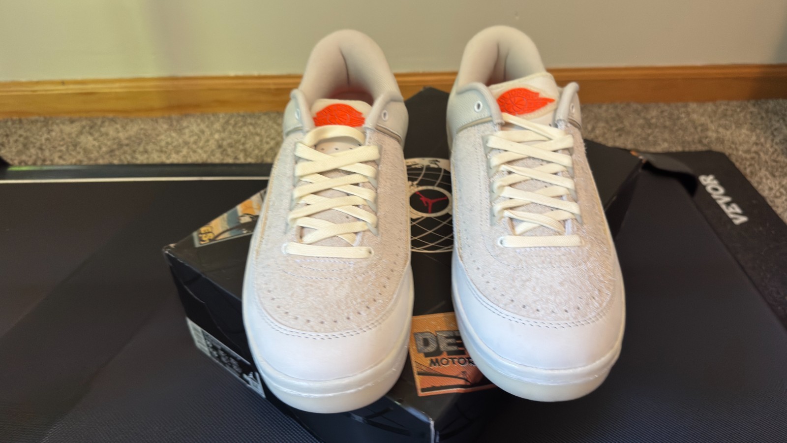 Size 10 – Shelflife x Air Jordan 2 Retro Low White DV7128-110