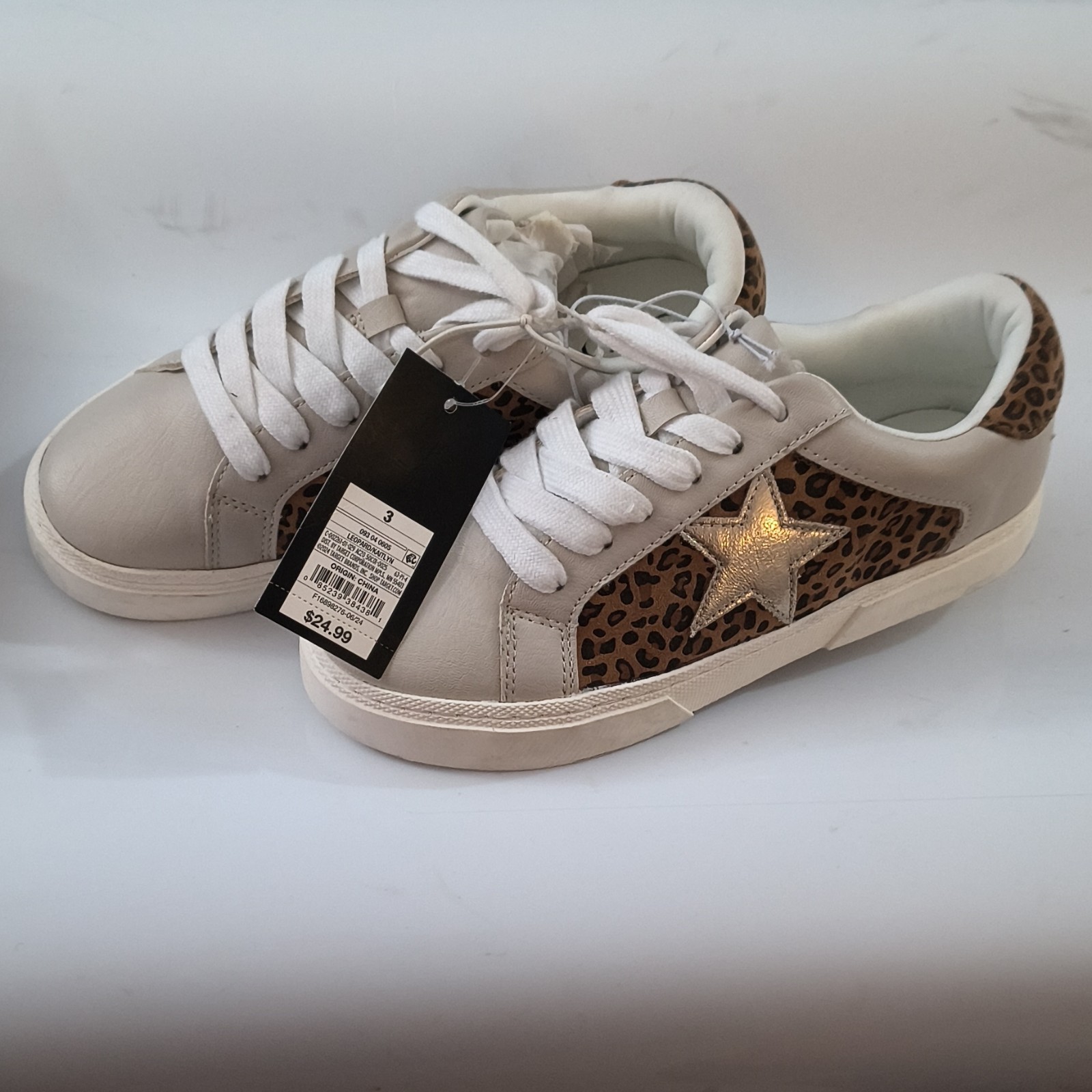 art class Girls Low Top Lace-Up Sneakers Leopard Animal Print Star Accent US 3