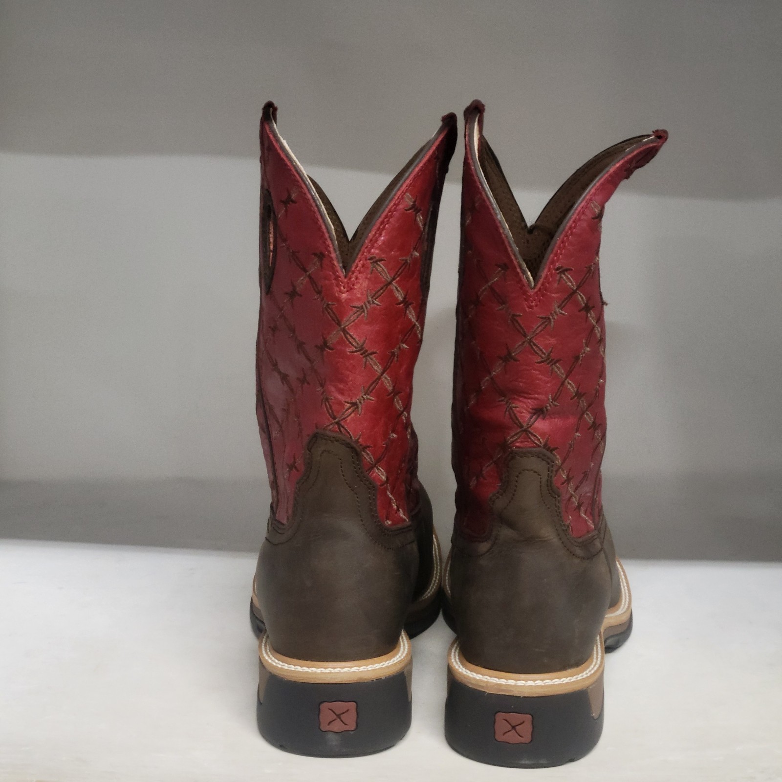 Twisted X 12″ Alloy Toe Boot Brown/Flash Red Mens Size 13D