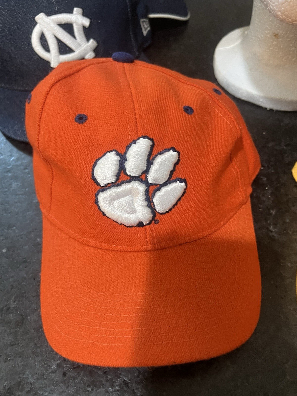 Lot 7 Sports Caps / Hat Collectible