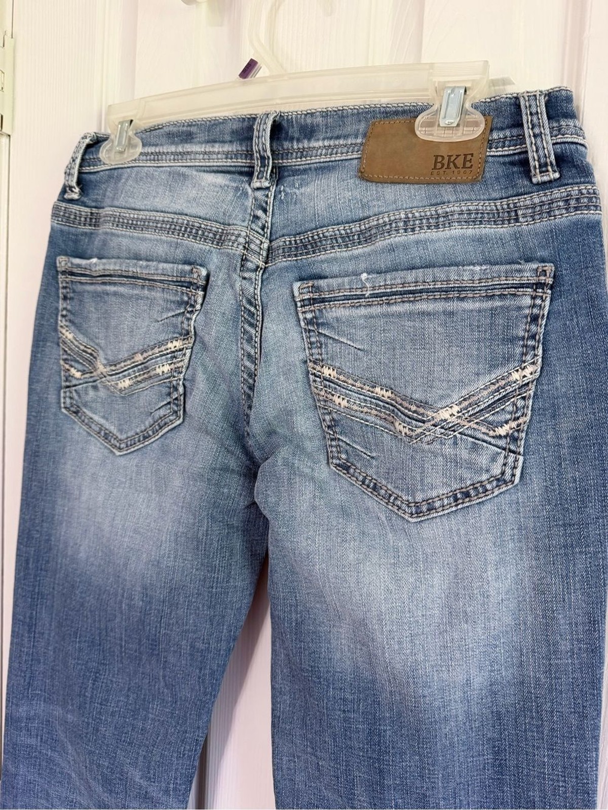 BKE Aiden Jeans Mens 29×34 Straight Leg Medium Wash Stretch Denim Buckle