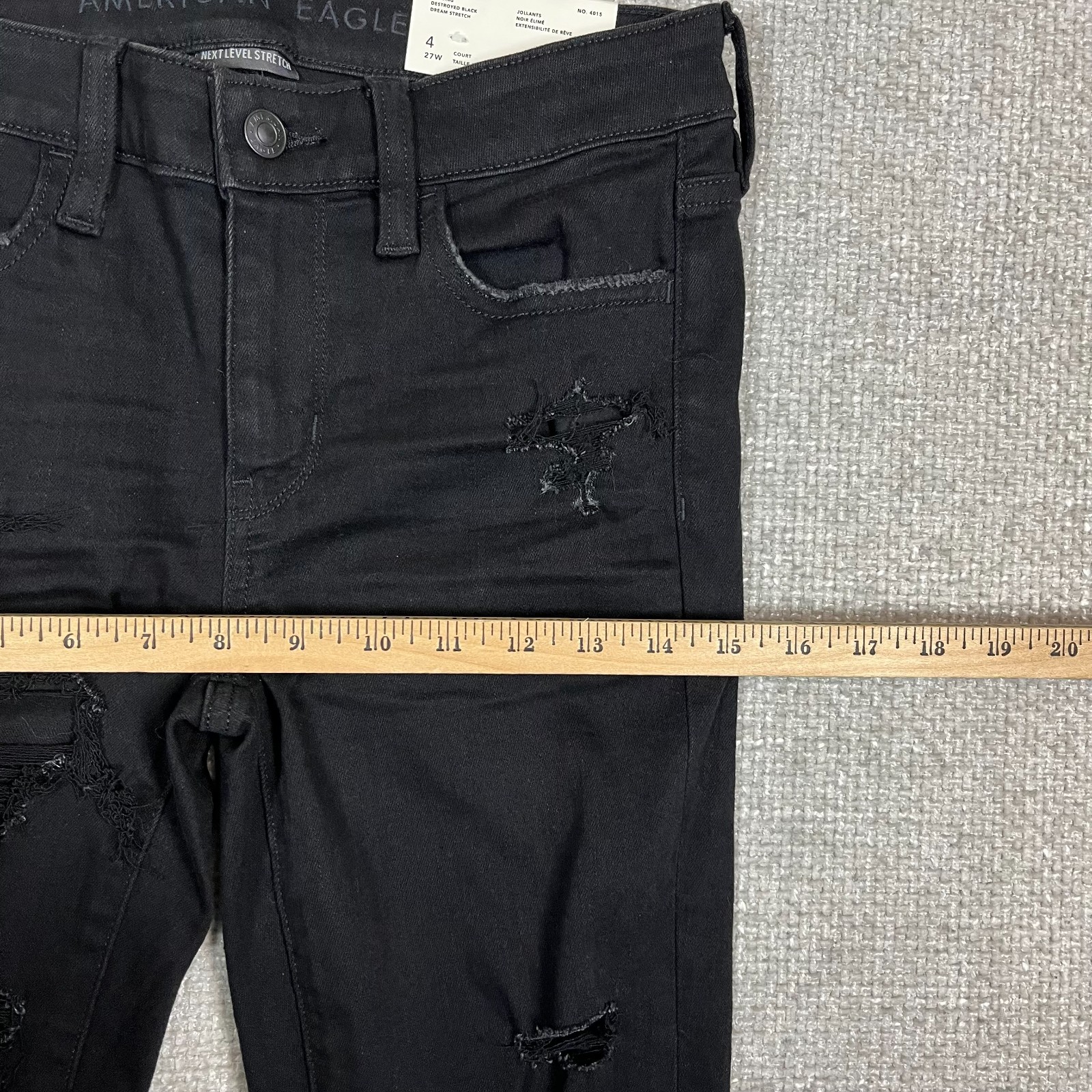 NWT American Eagle Jeggings Women’s Size 4S Black Next Level Stretch Destroyed